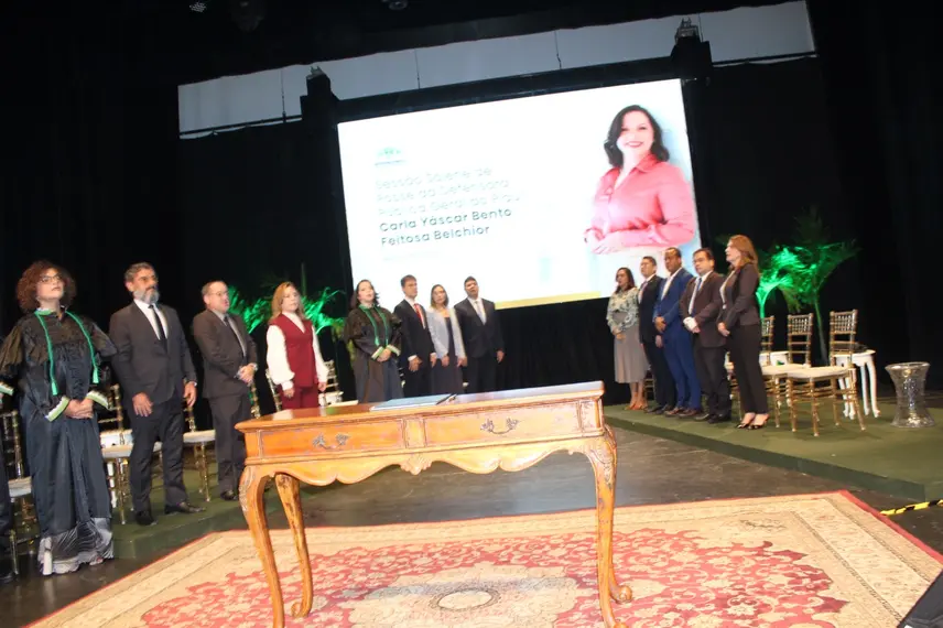 Carla Yáskar é reconduzida ao cargo de Defensora Pública Geral do Piauí