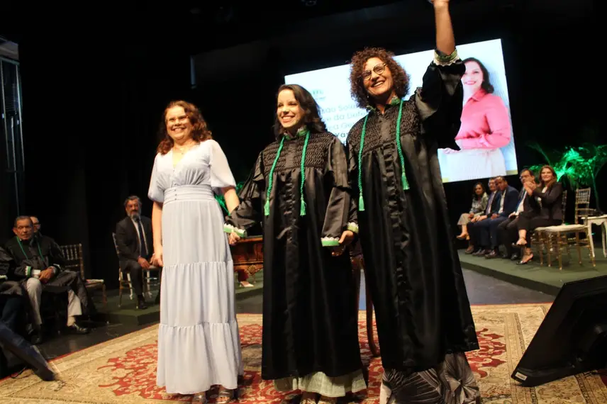 Carla Yáskar é reconduzida ao cargo de Defensora Pública Geral do Piauí Carla Yáskar é reconduzida ao cargo de Defensora Pública Geral do Piauí