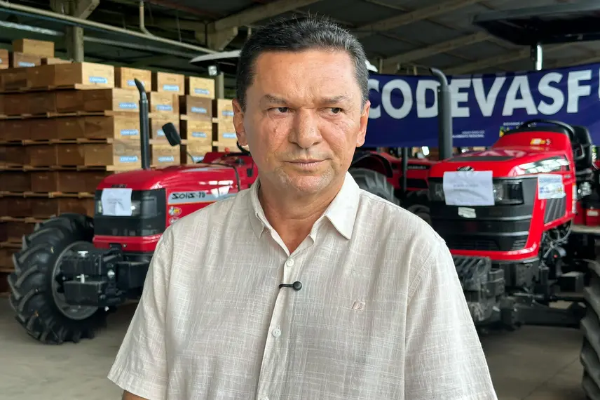 Codevasf entrega equipamentos agrícolas para mais de 15 municípios do Piauí
