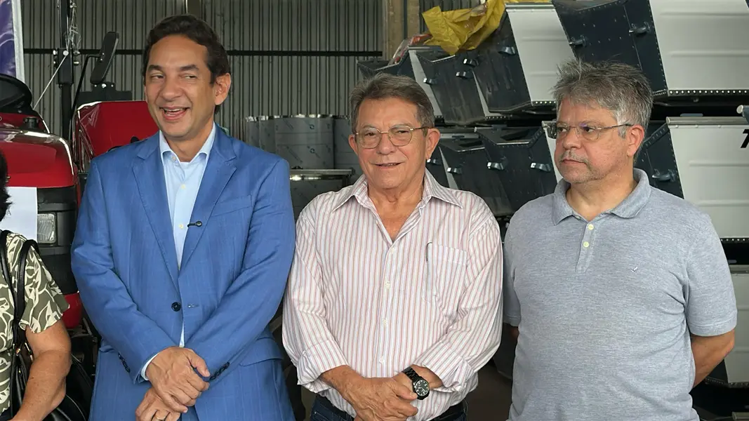 Codevasf entrega equipamentos agrícolas para mais de 15 municípios do Piauí