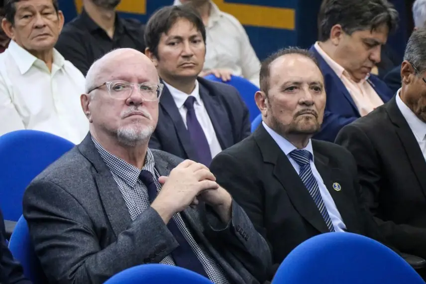 Comemorações dos 50 anos do Crea iniciam com homenagens a personalidades de Mútua Comemorações dos 50 anos do Crea iniciam com homenagens a personalidades de Mútua