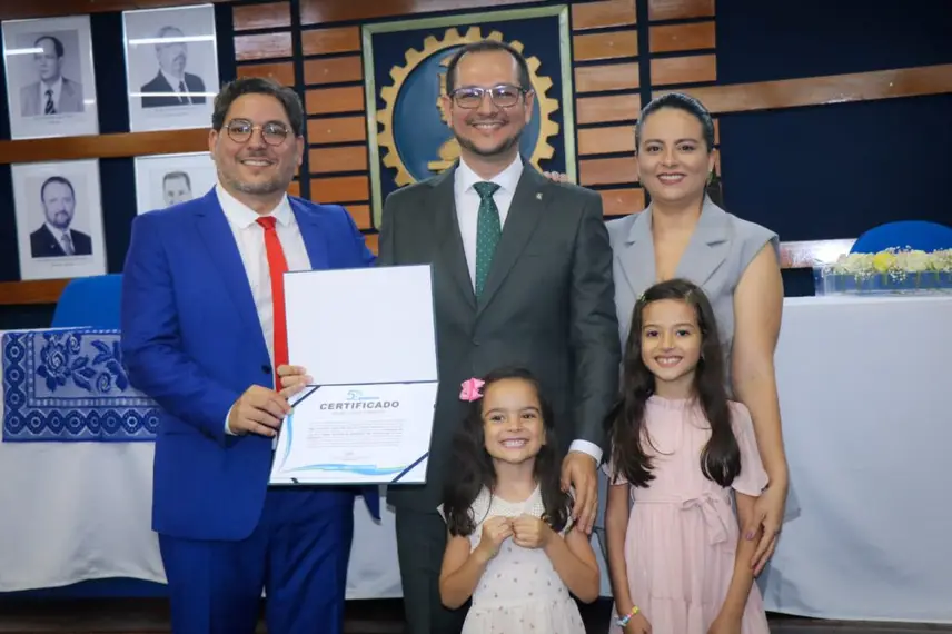 Comemorações dos 50 anos do Crea iniciam com homenagens a personalidades de Mútua Comemorações dos 50 anos do Crea iniciam com homenagens a personalidades de Mútua