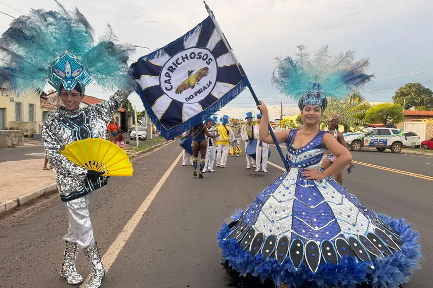 Demerval Lobão celebra a maior Segundona de Carnaval com multidão nas ruas Demerval Lobão celebra a maior Segundona de Carnaval com multidão nas ruas