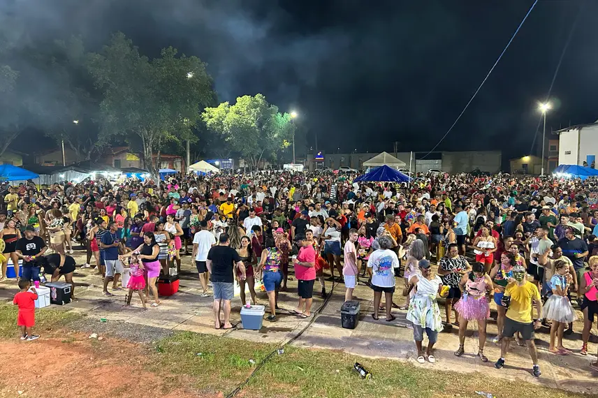 Demerval Lobão celebra a maior Segundona de Carnaval com multidão nas ruas Demerval Lobão celebra a maior Segundona de Carnaval com multidão nas ruas