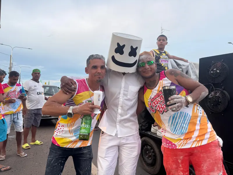 Demerval Lobão celebra a maior Segundona de Carnaval com multidão nas ruas