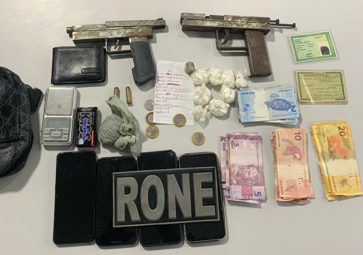 Dois homens são presos e dois adolescentes são apreendidos por tráfico em Teresina