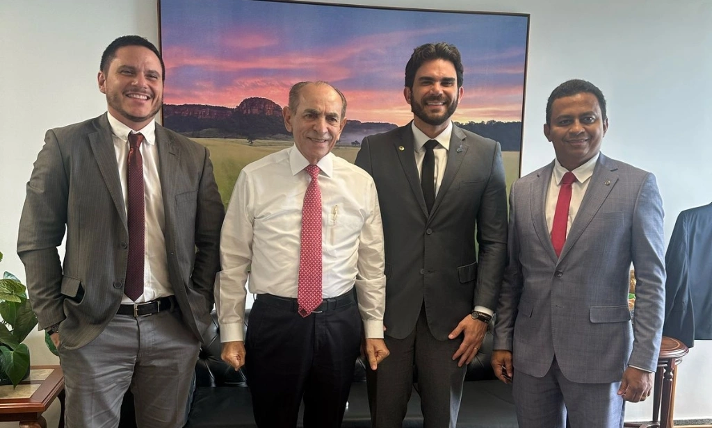 Dr. Marcus Vinícius cumpre agenda em Brasília com Marcelo Castro e Francisco Costa