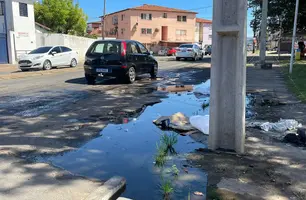 Esgoto a céu aberto em Teresina (Foto: Conecta Piauí)