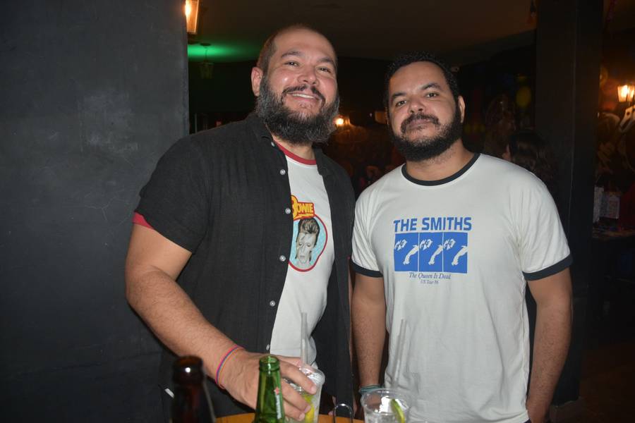 Festival Findie Semana reúne público animado com shows de bandas autorais no Roots