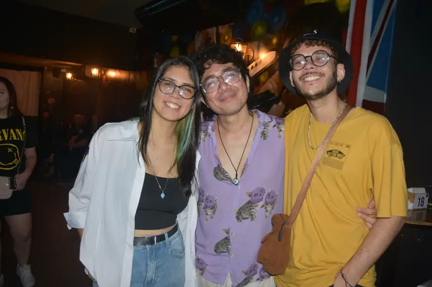 Festival Findie Semana reúne público animado com shows de bandas autorais no Roots Festival Findie Semana reúne público animado com shows de bandas autorais no Roots