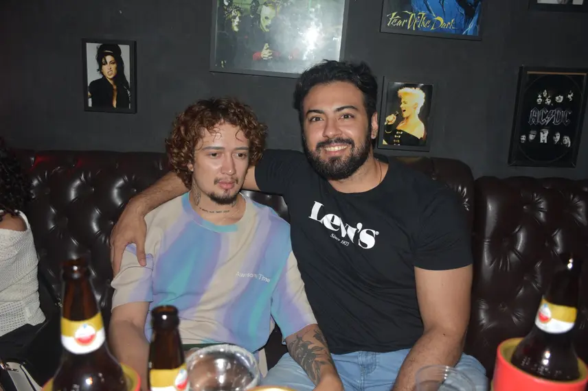 Festival Findie Semana reúne público animado com shows de bandas autorais no Roots