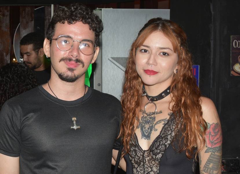 Festival Findie Semana reúne público animado com shows de bandas autorais no Roots