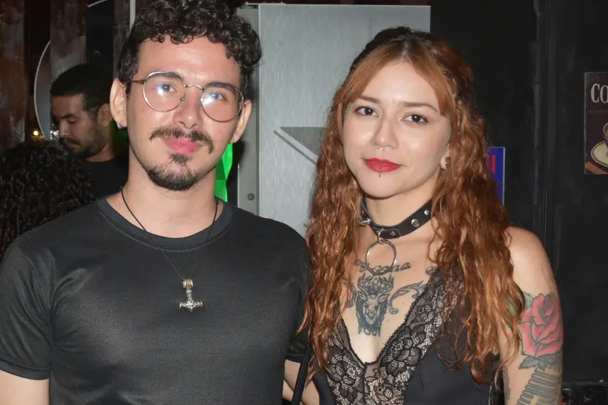 Festival Findie Semana reúne público animado com shows de bandas autorais no Roots