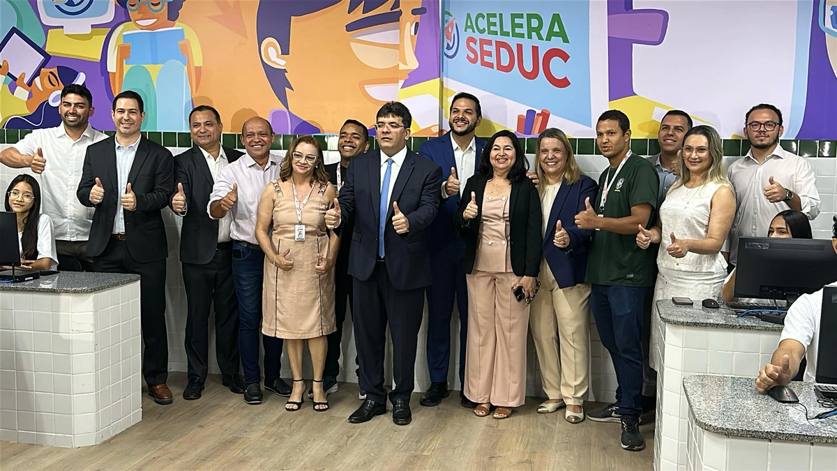 Governador inaugura reforma e modernização do Ceti Didácio Silva, em Teresina