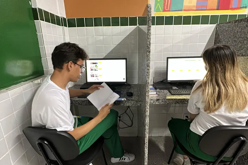 Governador inaugura reforma e modernização do Ceti Didácio Silva, em Teresina