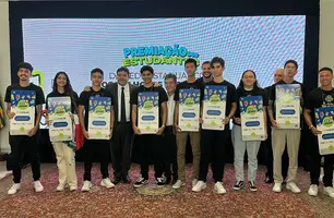 Governo do Piauí premia estudantes com melhor desempenho no Enem 2024 (Foto: Conecta Piauí)