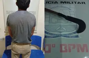 Homem é preso após tentar matar mãe e outros 4 familiares com golpes de foice em Simões (Foto: Reprodução/PM)