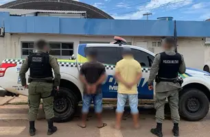 Irmãos são presos por suspeita de tráfico de drogas em bar no Sul do Piauí (Foto: Divulgação/PMPI)