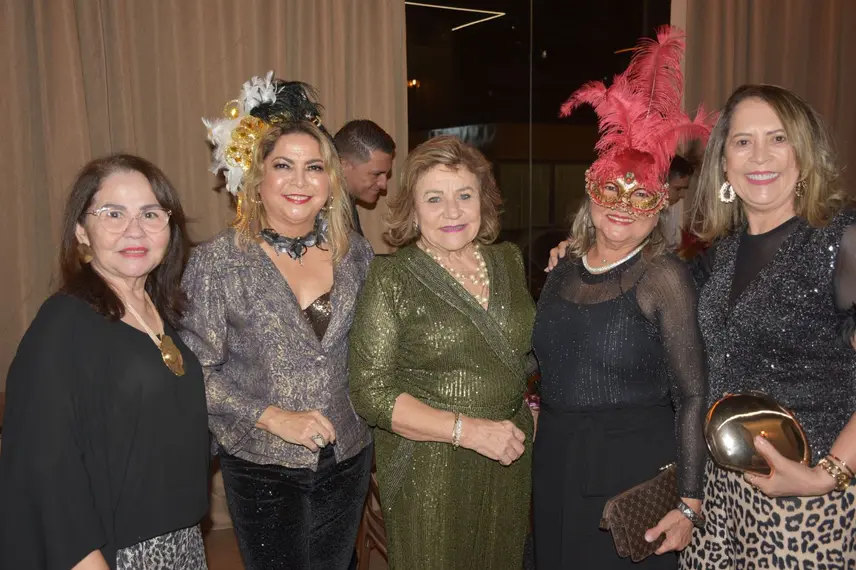 Luciene Sampaio promove 3ª edição da festa Gente é pra Brilhar no Seu Zé Restobar