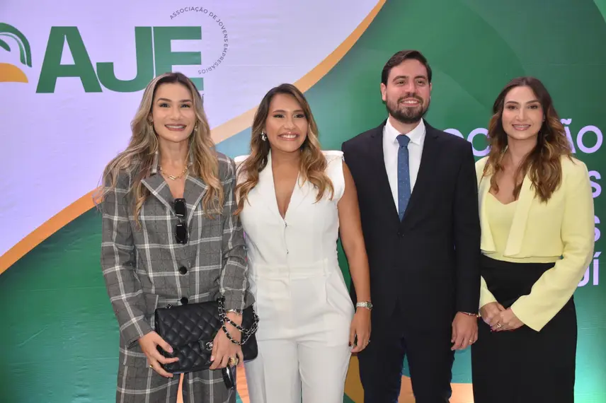 Nova diretoria da AJE-PI toma posse em Teresina Nova diretoria da AJE-PI toma posse em Teresina