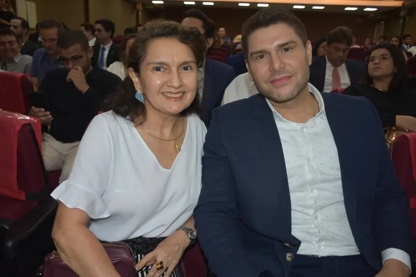 Nova diretoria da AJE-PI toma posse em Teresina