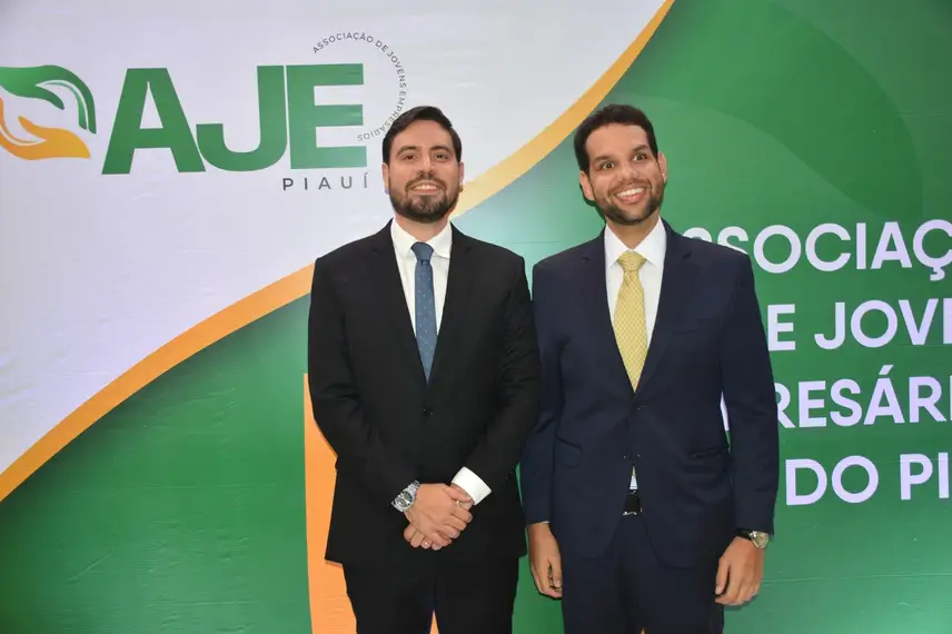 Nova diretoria da AJE-PI toma posse em Teresina Nova diretoria da AJE-PI toma posse em Teresina