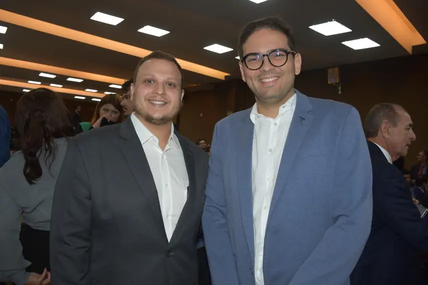 Nova diretoria da AJE-PI toma posse em Teresina Nova diretoria da AJE-PI toma posse em Teresina