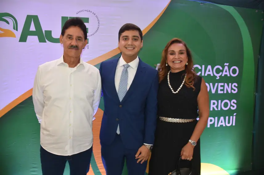Nova diretoria da AJE-PI toma posse em Teresina Nova diretoria da AJE-PI toma posse em Teresina