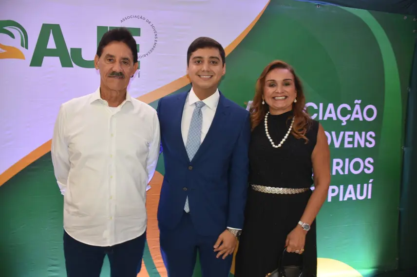 Nova diretoria da AJE-PI toma posse em Teresina