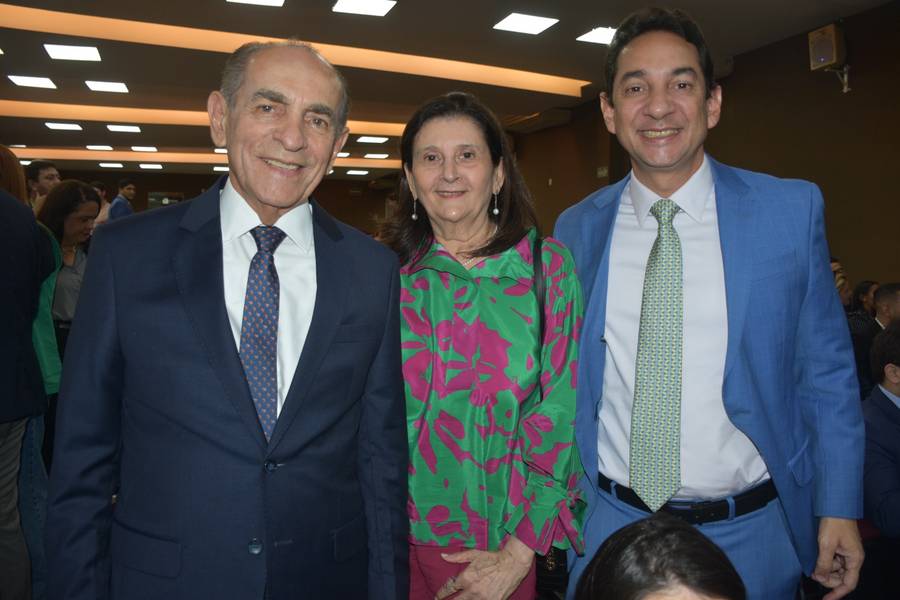 Nova diretoria da AJE-PI toma posse em Teresina