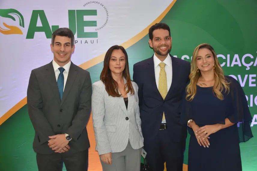 Nova diretoria da AJE-PI toma posse em Teresina Nova diretoria da AJE-PI toma posse em Teresina