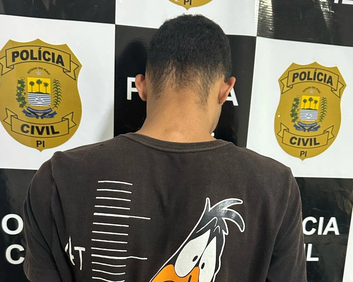 Polícia Civil cumpre mandado por tráfico de drogas na capital