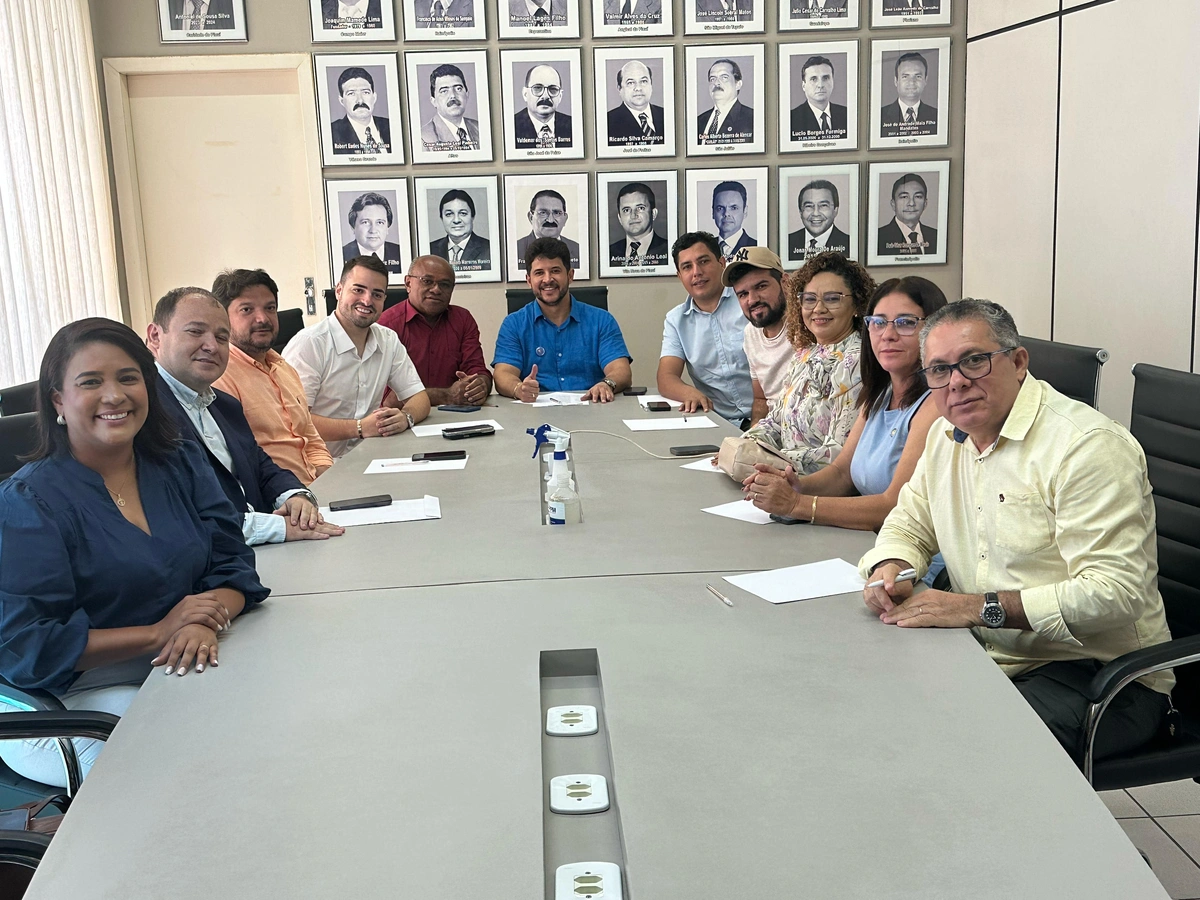 Prefeitos do Médio Parnaíba debatem desenvolvimento e gestão da Ampar