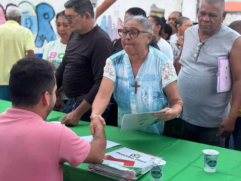 ProUrbe Piauí entrega registros de imóveis na Vila São Francisco Norte em Teresina