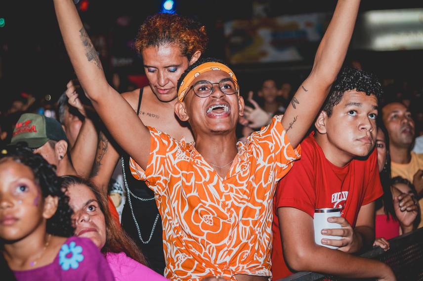 Quarta noite do carnaval de Água Branca atrai mais de 30 mil pessoas com show da banda Seu Desejo e outras atrações Quarta noite do carnaval de Água Branca atrai mais de 30 mil pessoas com show da banda Seu Desejo e outras atrações