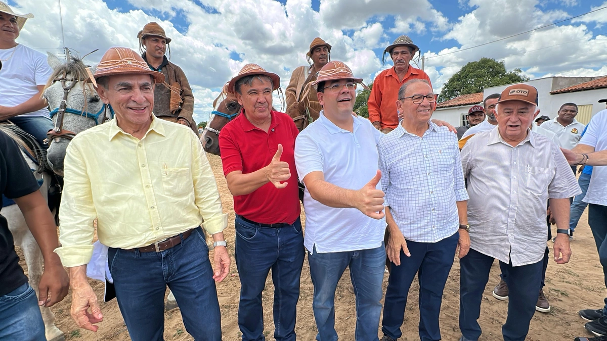 Rafael Fonteles entrega obras pavimentação asfáltica em Bonfim do Piauí