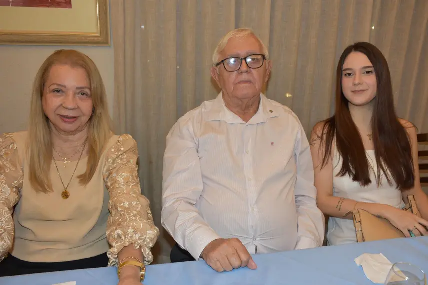 Rotary Club de Teresina Morada do Sol homenageia mulheres em evento festivo