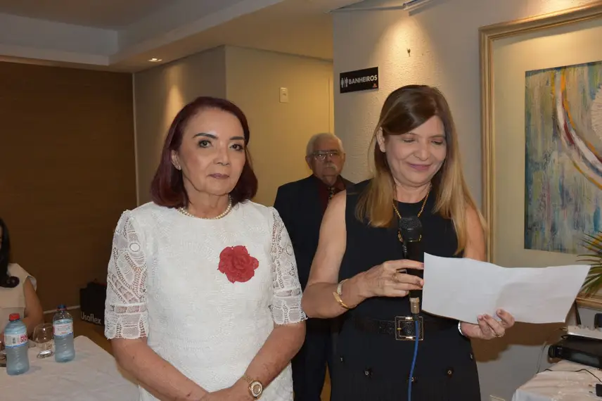 Rotary Club de Teresina Morada do Sol homenageia mulheres em evento festivo Rotary Club de Teresina Morada do Sol homenageia mulheres em evento festivo