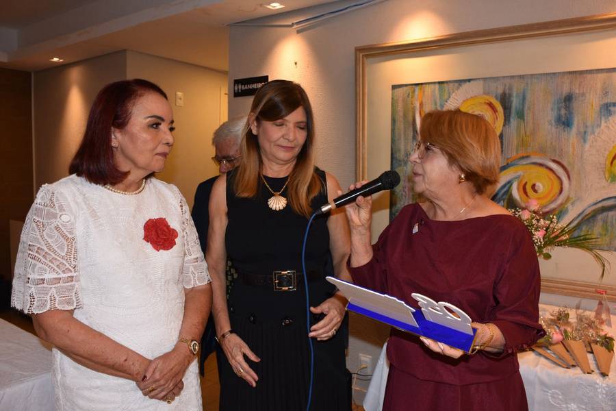 Rotary Club de Teresina Morada do Sol homenageia mulheres em evento festivo