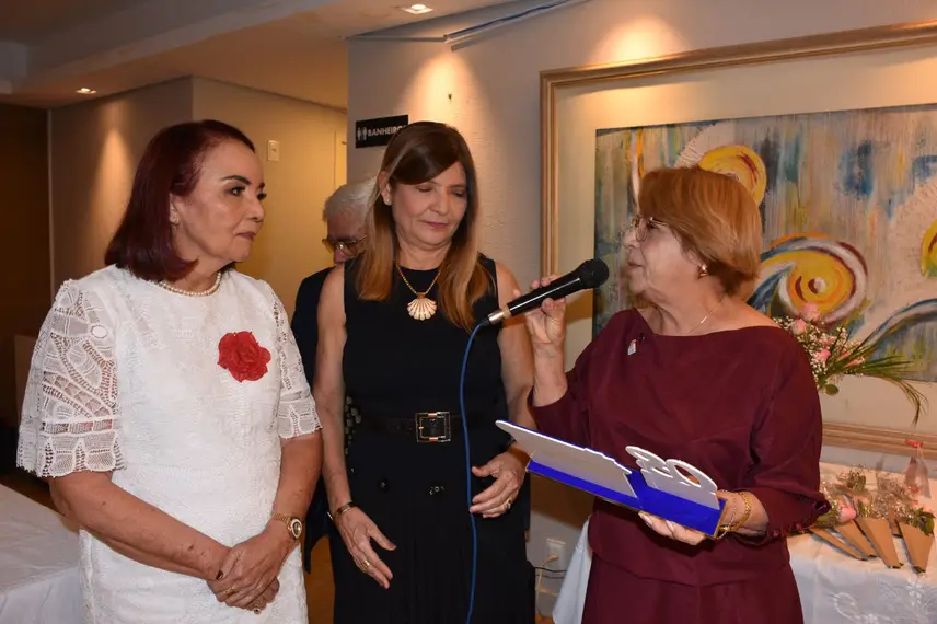 Rotary Club de Teresina Morada do Sol homenageia mulheres em evento festivo Rotary Club de Teresina Morada do Sol homenageia mulheres em evento festivo