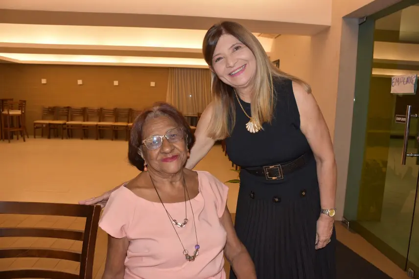 Rotary Club de Teresina Morada do Sol homenageia mulheres em evento festivo