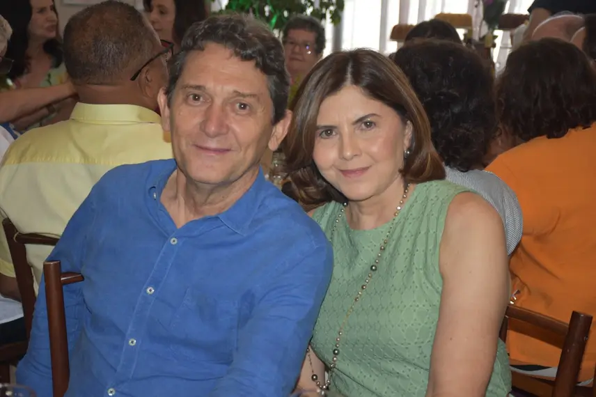 Socorro Rocha celebra 80 anos com almoço entre familiares e amigos em Teresina