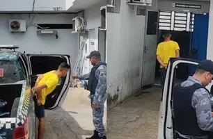 Suspeito de tráfico de drogas é preso com grande quantidade de crack na zona Sul de Teresina (Foto: Conecta Piauí)