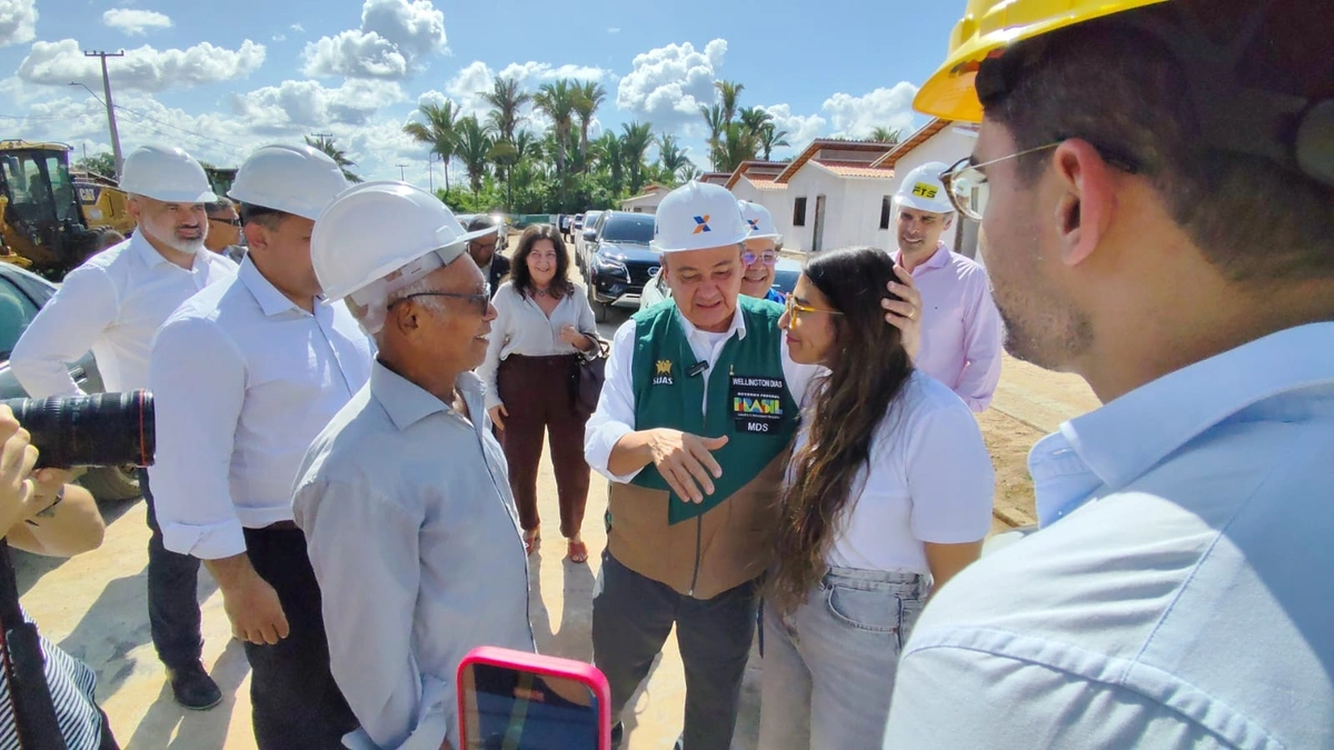 Wellington Dias visita loteamento Diuza Gonçalves
