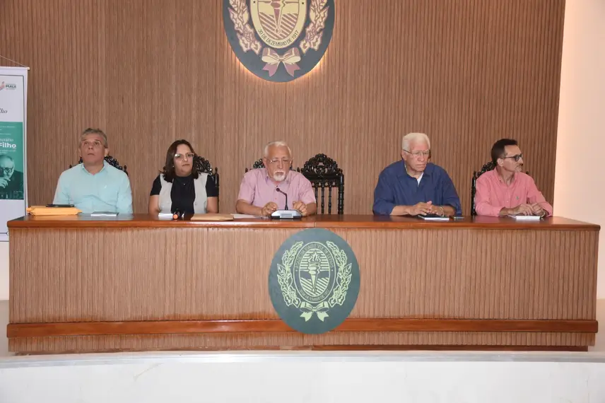 Academia Piauiense de Letras lança obra do Concurso Literário A. Tito Filho Academia Piauiense de Letras lança obra do Concurso Literário A. Tito Filho