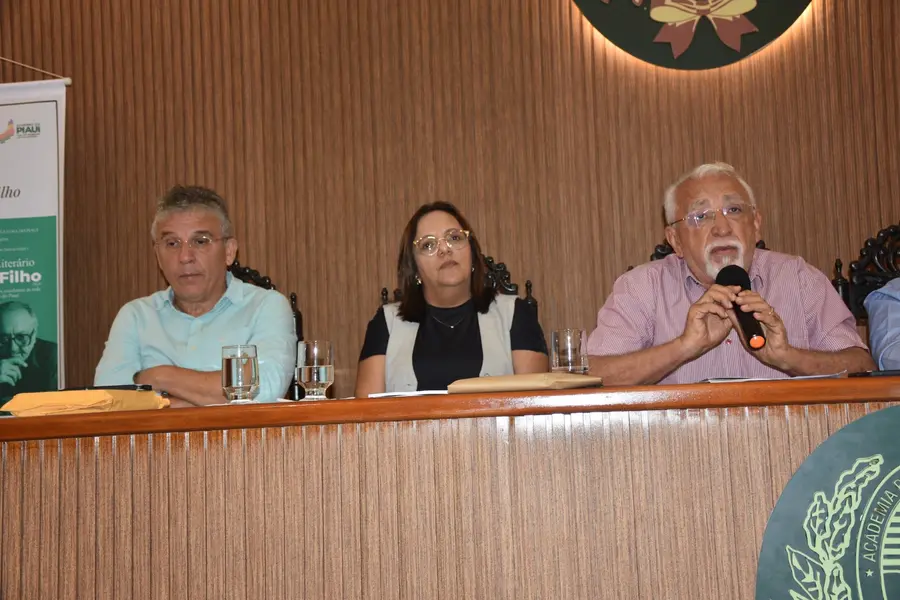 Academia Piauiense de Letras lança obra do Concurso Literário A. Tito Filho