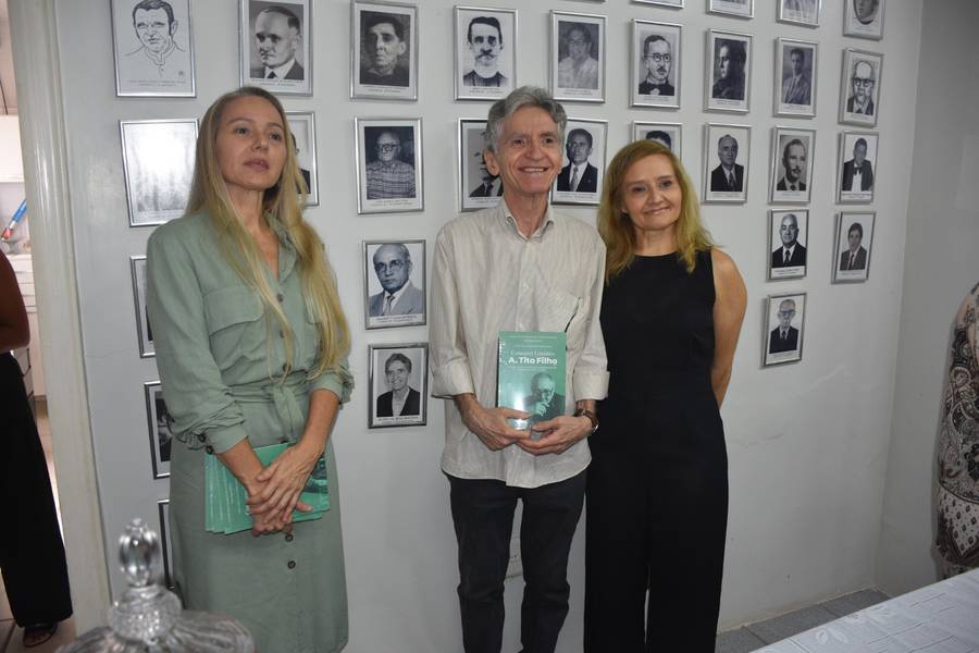 Academia Piauiense de Letras lança obra do Concurso Literário A. Tito Filho