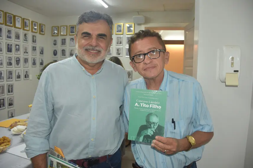 Academia Piauiense de Letras lança obra do Concurso Literário A. Tito Filho Academia Piauiense de Letras lança obra do Concurso Literário A. Tito Filho