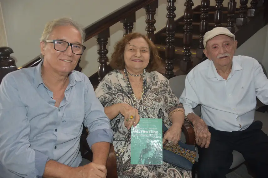 Academia Piauiense de Letras lança obra do Concurso Literário A. Tito Filho Academia Piauiense de Letras lança obra do Concurso Literário A. Tito Filho