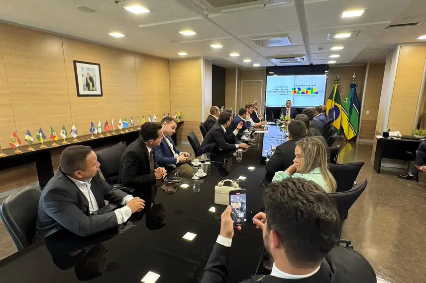 Admaelton Bezerra busca investimentos em Brasília Admaelton Bezerra busca investimentos em Brasília